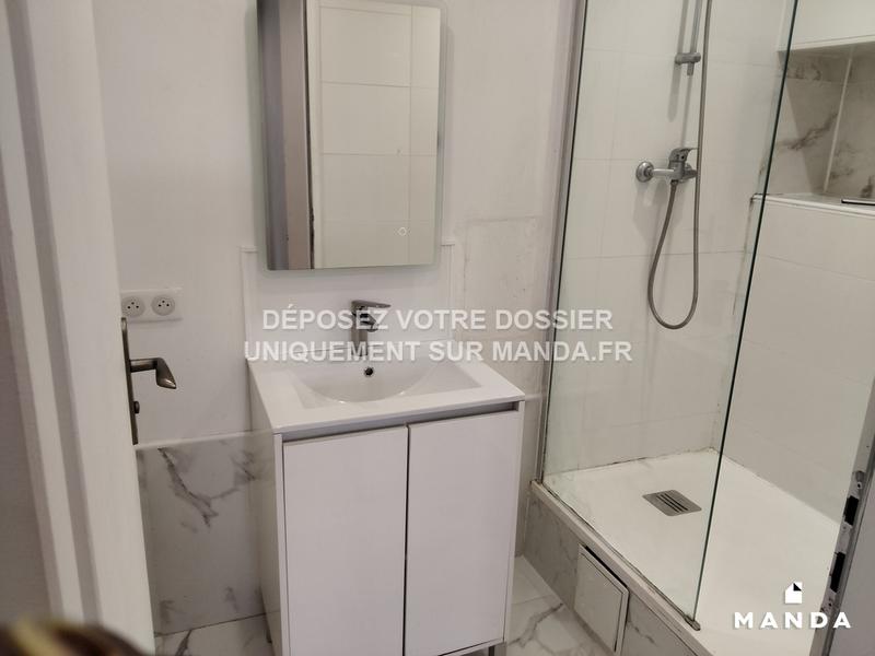 Chambre - 10 m² - 6 pièces