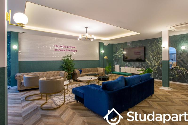 Chambre - 16 m² - 1 pièce