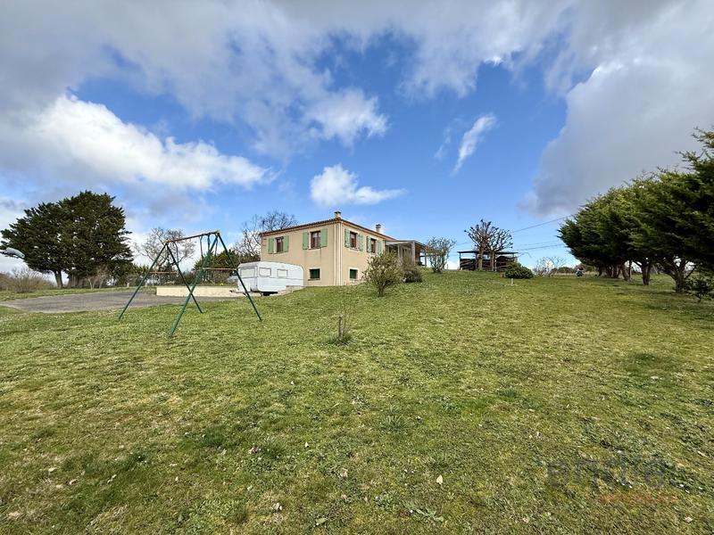 Maison - 123 m² - 5 pièces