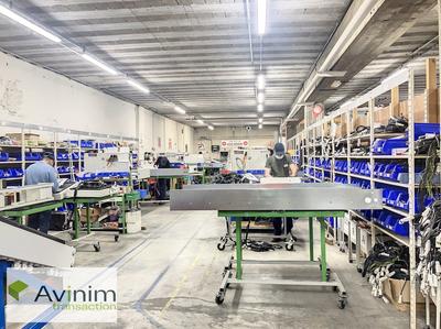 Local d'activités - 1 116 m²