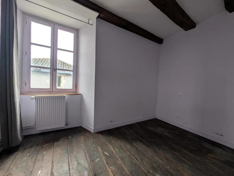 Demeure - 80 m² - 4 pièces