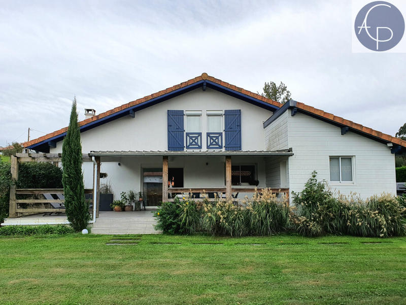 Maison - 128 m² - 5 pièces