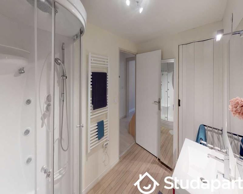 Chambre - 40 m² - 1 pièce