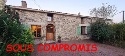 Maison - 96 m² - 5 pièces