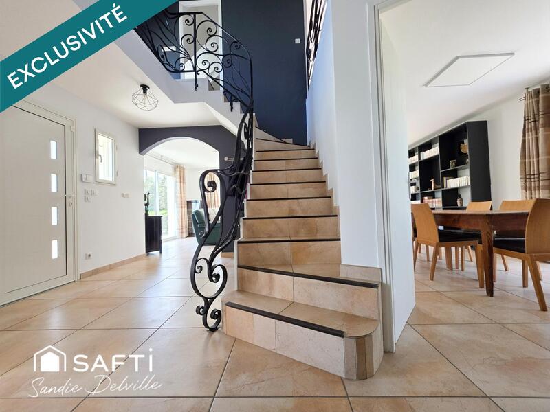 Maison - 170 m² - 7 pièces