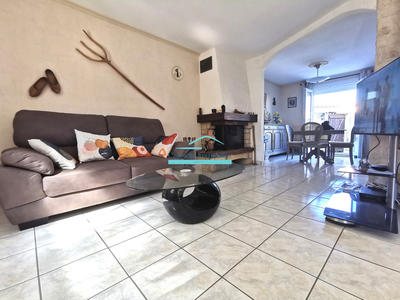 Villa - 80 m² - 4 pièces