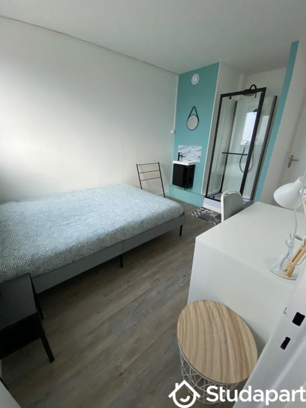 Chambre - 13 m² - 1 pièce