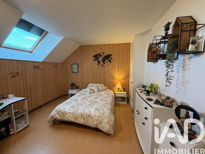 Maison - 205 m² - 8 pièces