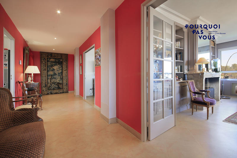 Appartement - 162 m² - 6 pièces