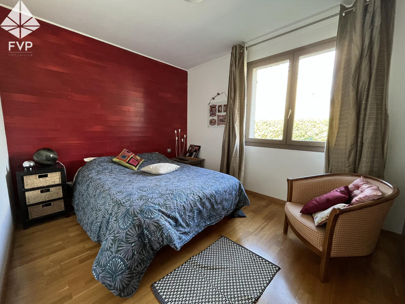 Maison - 194 m² - 7 pièces