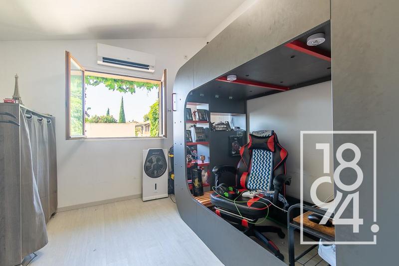 Maison - 106 m² - 5 pièces