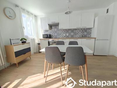 Maison - 72 m² - 4 pièces