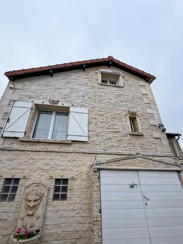 Maison - 73 m² - 4 pièces