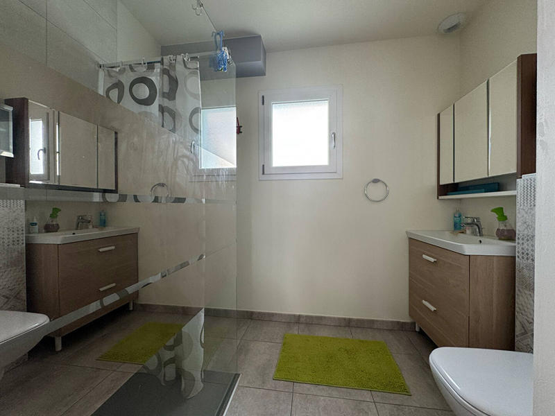 Maison - 101 m² - 5 pièces