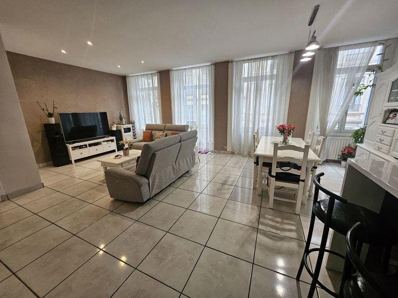 Appartement - 120 m² - 5 pièces