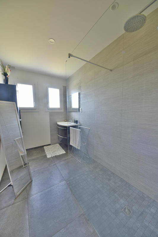 Maison - 84 m² - 5 pièces