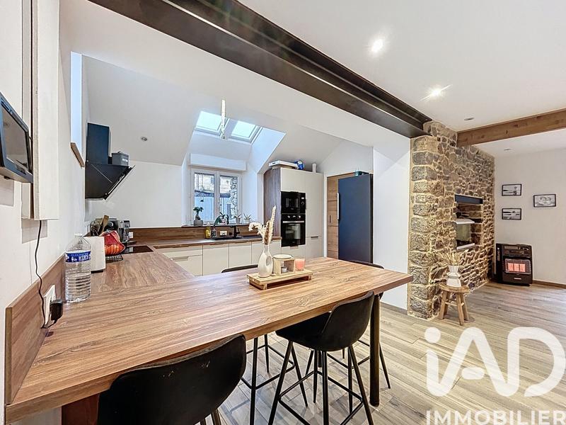 Maison - 143 m² - 6 pièces