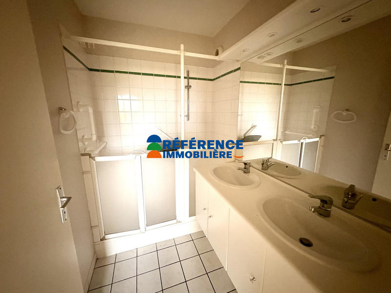 Appartement - 92 m² - 4 pièces