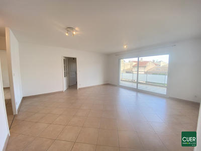 Appartement - 81 m² - 3 pièces