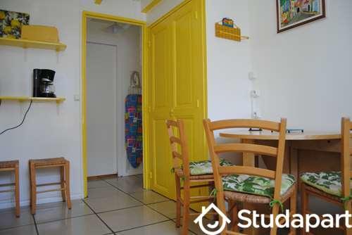 Chambre - 10 m² - 1 pièce