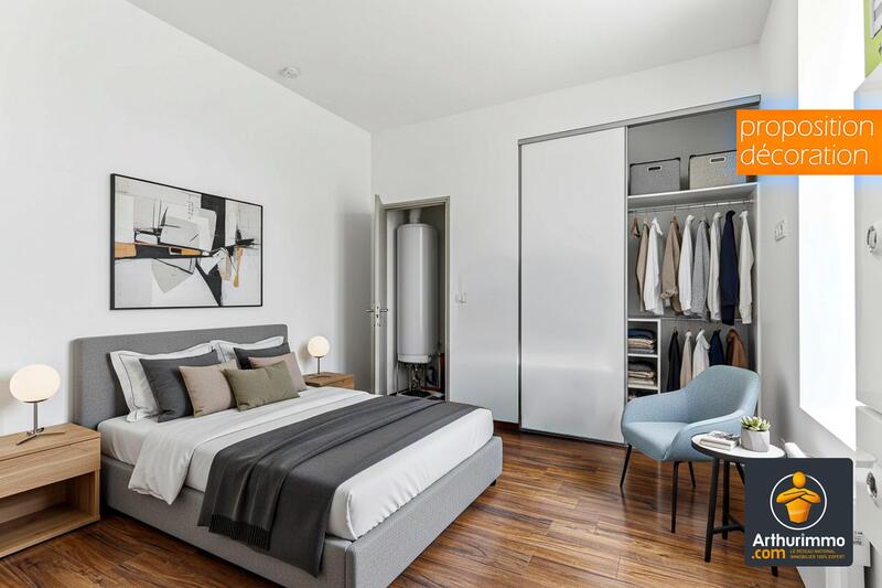 Appartement - 100 m² - 5 pièces