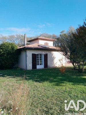 Maison - 140 m² - 5 pièces