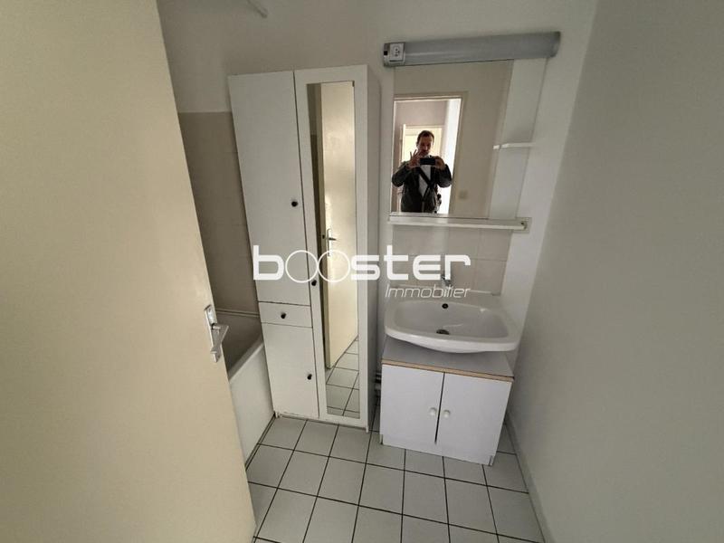 Appartement ancien - 65 m² - 3 pièces