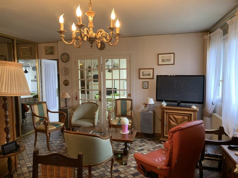 Appartement - 90 m² - 4 pièces