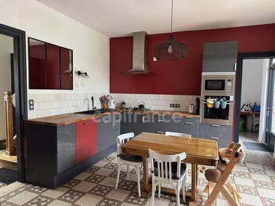 Maison - 146 m² - 7 pièces