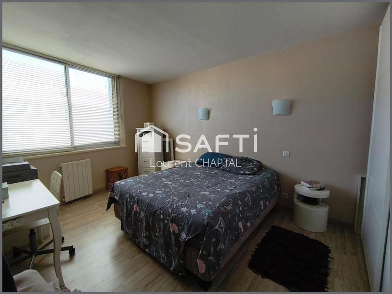 Appartement - 100 m² - 3 pièces