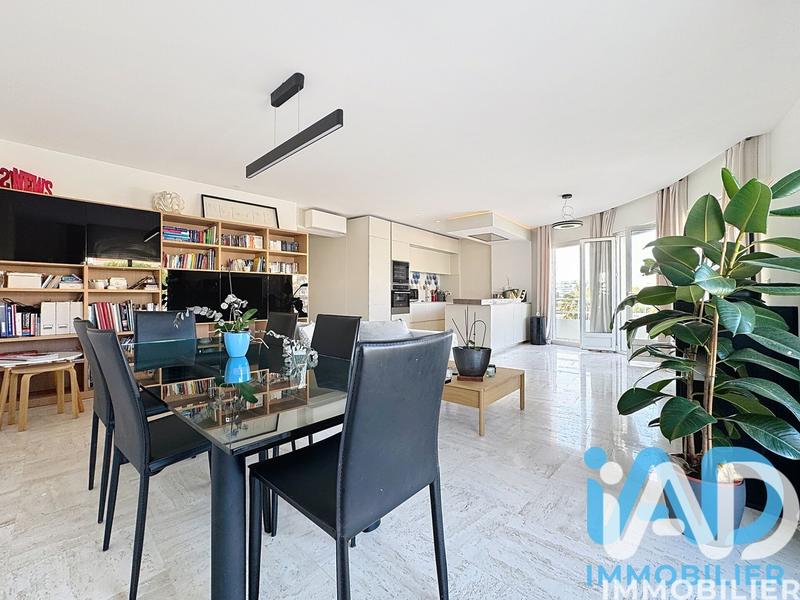 Appartement - 96 m² - 3 pièces