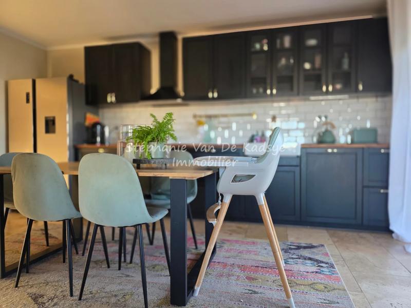 Appartement - 93 m² - 5 pièces