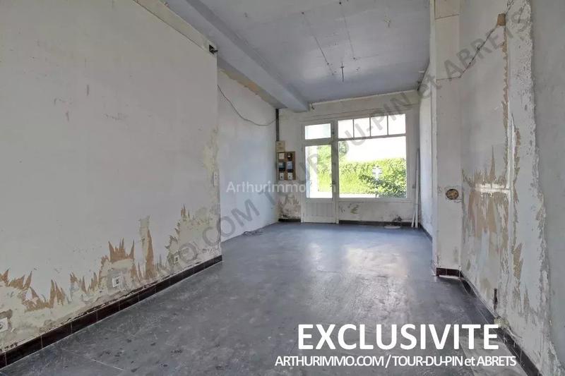 Maison - 212 m² - 10 pièces