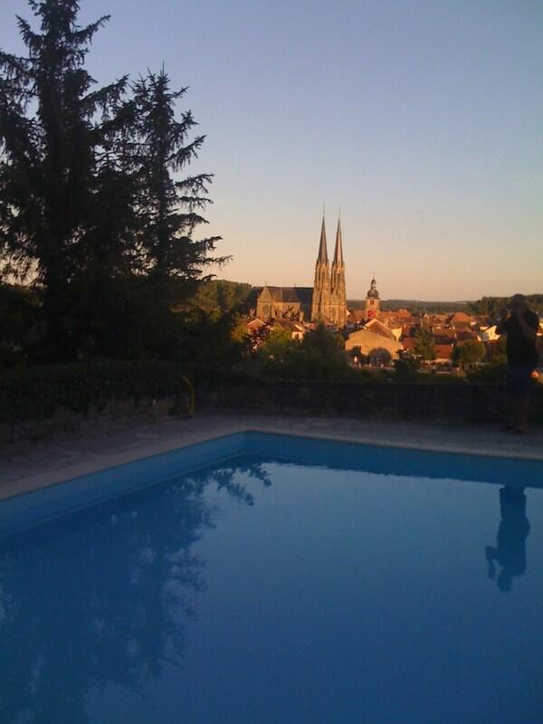 Maison - 742 m² - 32 pièces