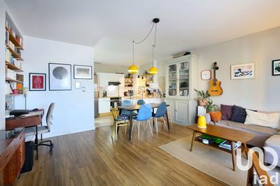 Appartement - 64 m² - 3 pièces