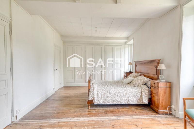 Maison - 195 m² - 6 pièces