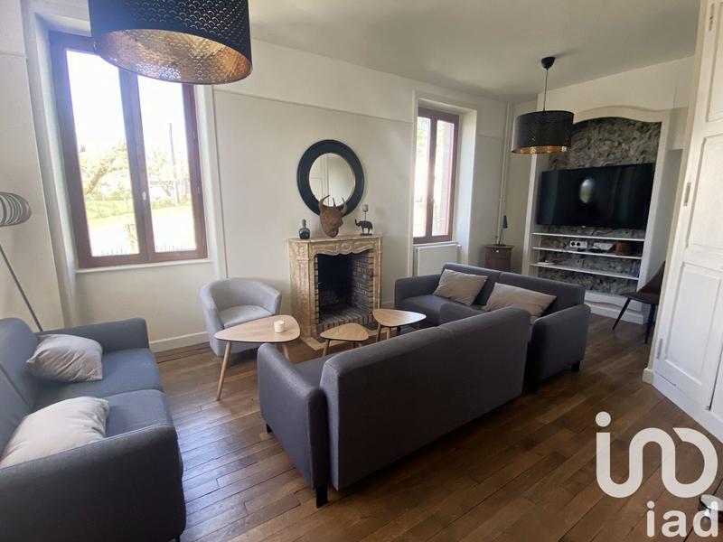 Maison - 185 m² - 8 pièces