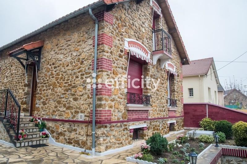 Maison - 115 m² - 5 pièces