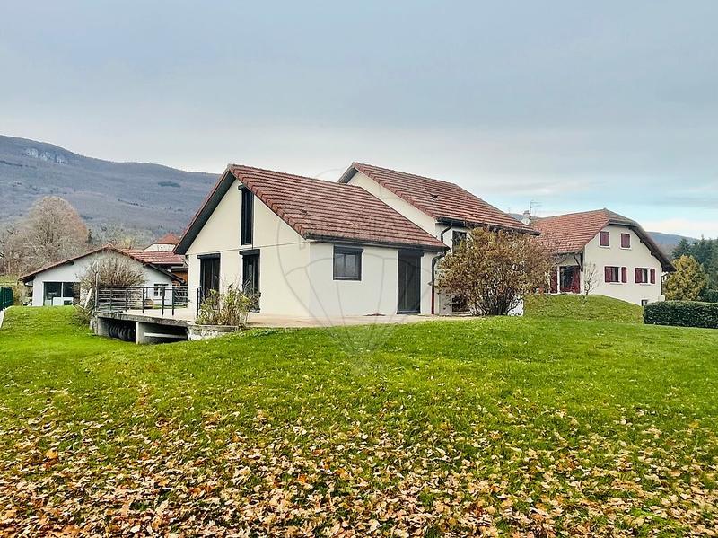 Maison - 123 m² - 4 pièces