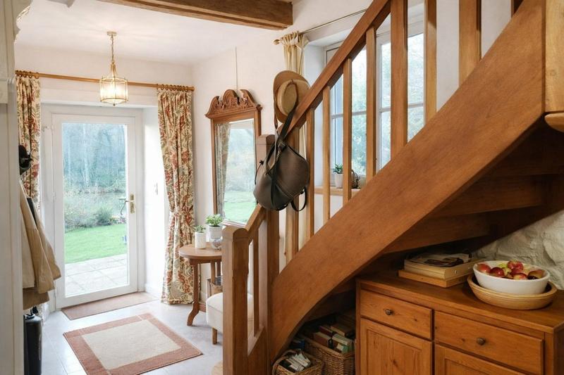 Propriété - 180 m² - 11 pièces