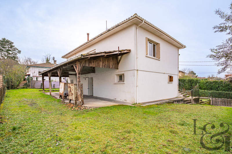 Maison - 98 m² - 5 pièces