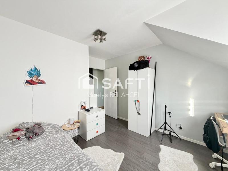 Appartement - 105 m² - 5 pièces