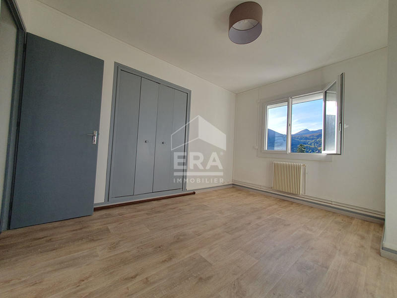 Appartement - 107 m² - 5 pièces