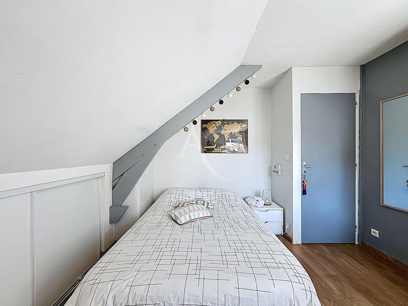 Maison - 144 m² - 6 pièces