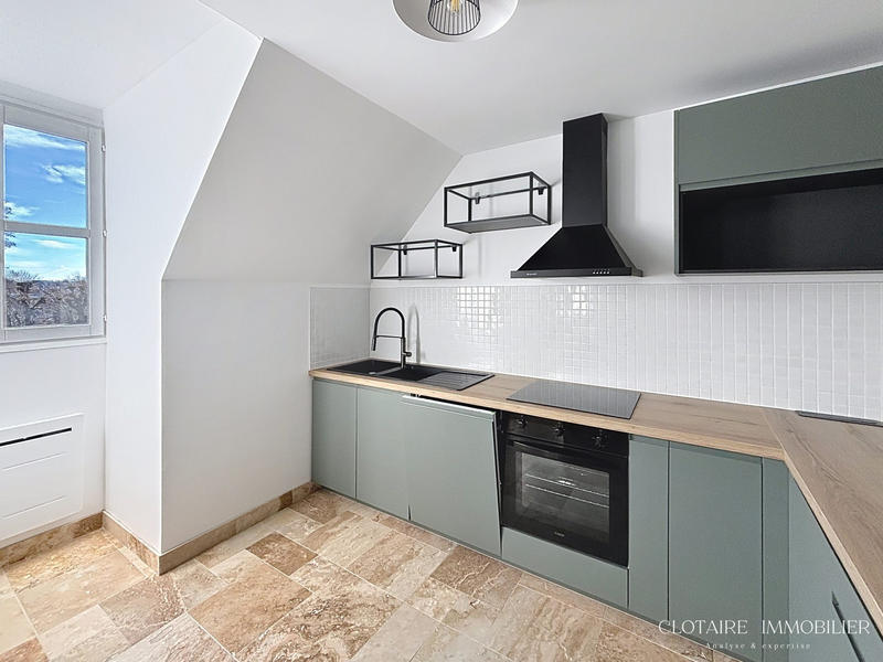 Appartement - 96 m² - 5 pièces