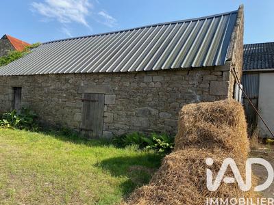 Maison - 250 m² - 10 pièces