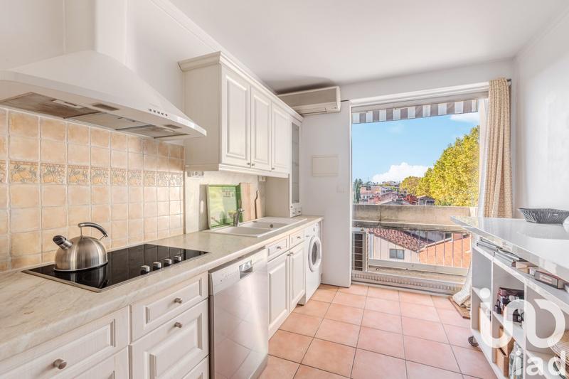 Appartement - 87 m² - 3 pièces