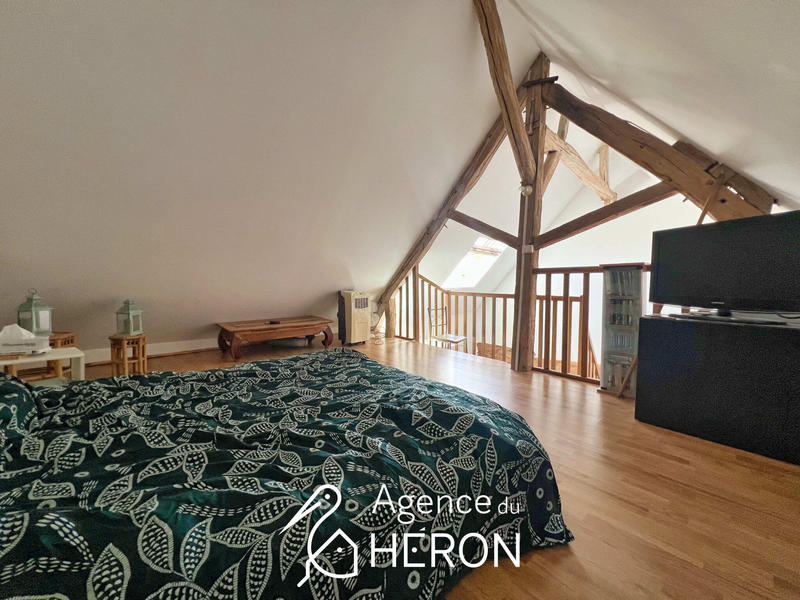 Maison - 177 m² - 9 pièces