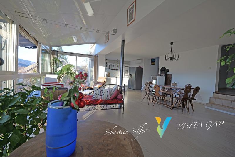 Maison - 159 m² - 6 pièces