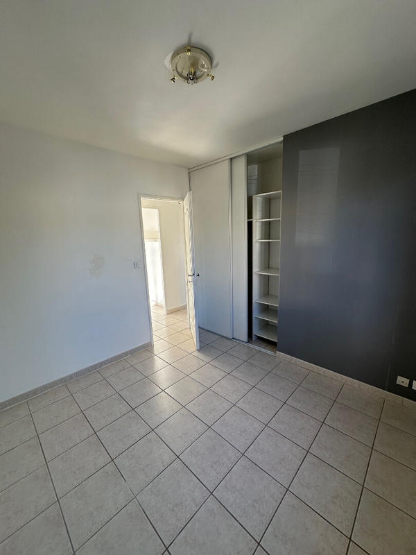 Villa - 80 m² - 4 pièces